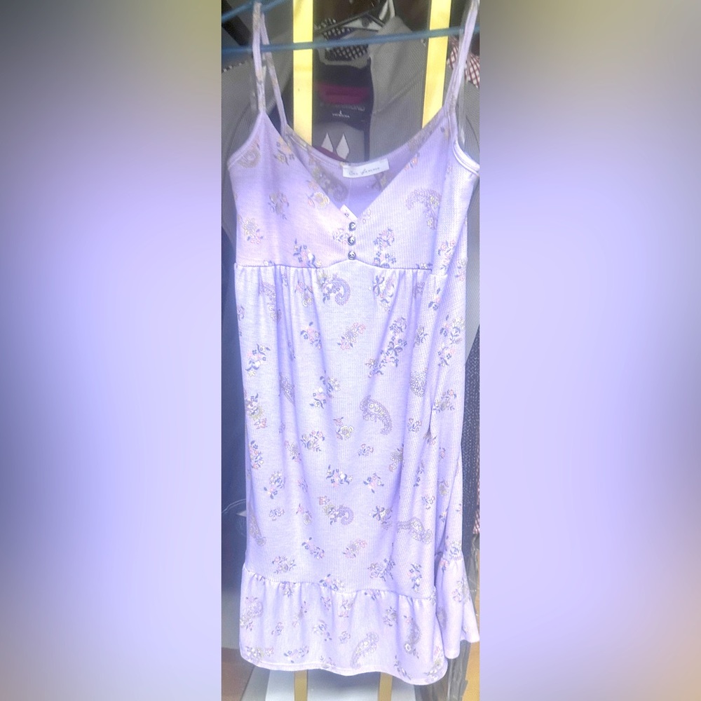 Summer dress. Small